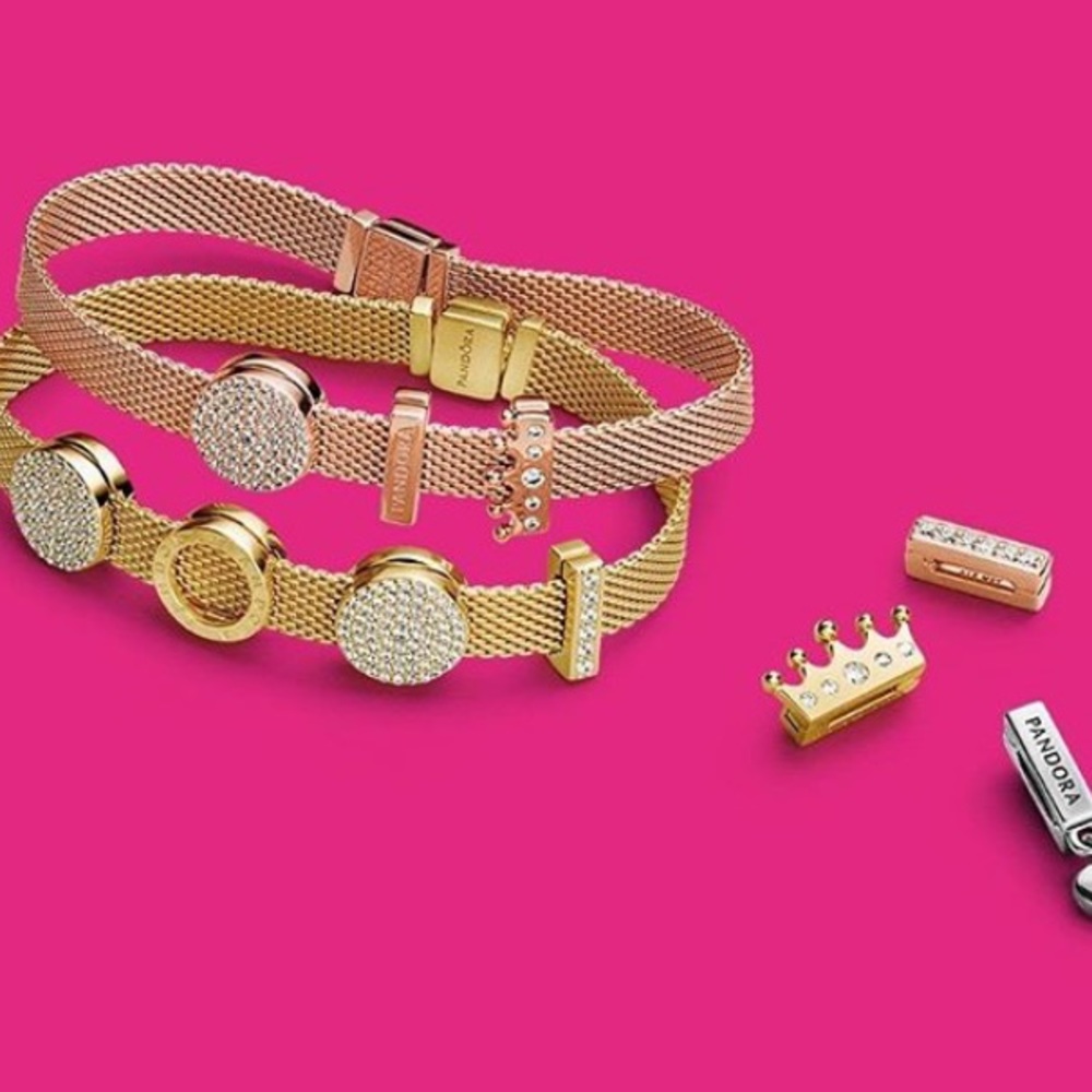 Meet your Posher, Yasmine